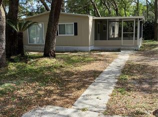 12611 Eloian Dr, Thonotosassa, FL 33592