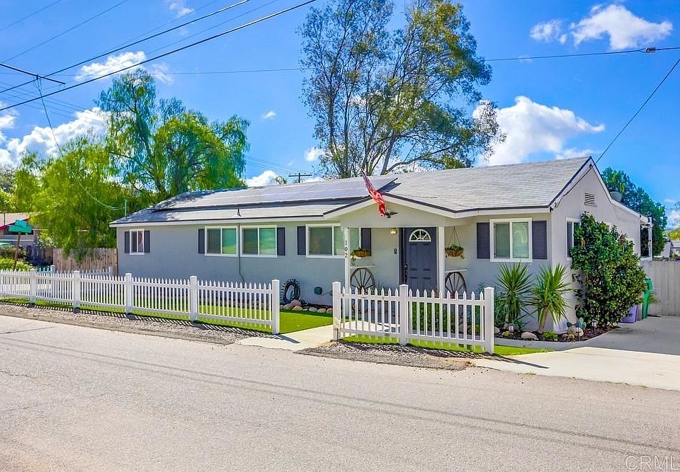 2nd image of 102 Park Blvd