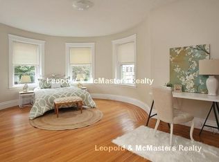 203 Saint Paul St #2, Brookline, MA 02446