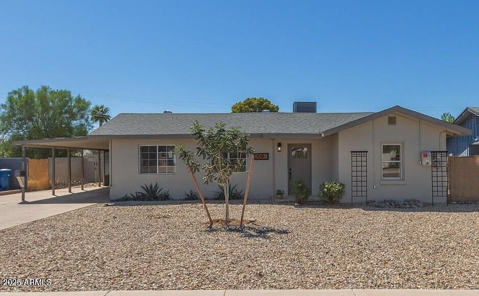 1st image of 709 E EDISON Avenue