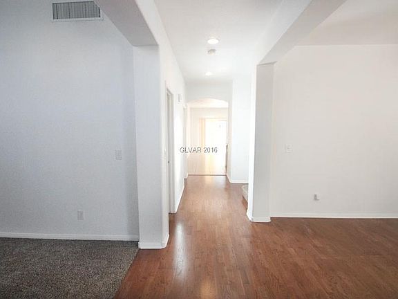 3rd image of 9118 Brilliant Prairie Ct