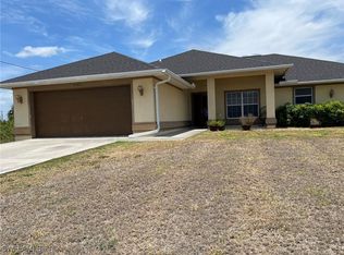 3204 35th St SW, Lehigh Acres, FL 33976