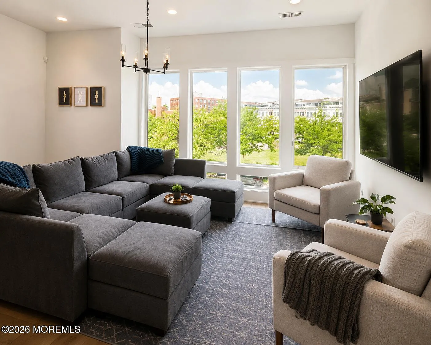 4 bed, 3.5 bath, 2108 sqft, $7,000 — Photo 3
