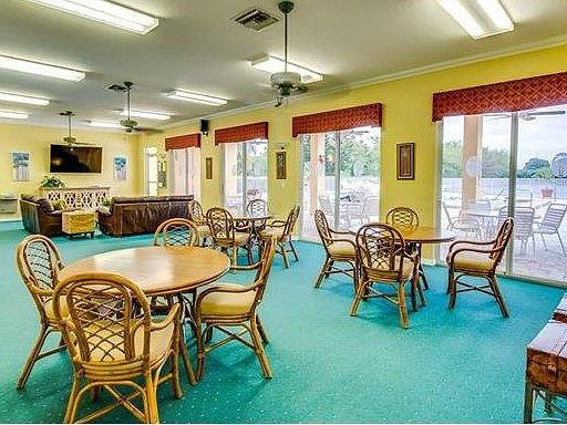 5th image of 14801 Park Lake Dr APT 102