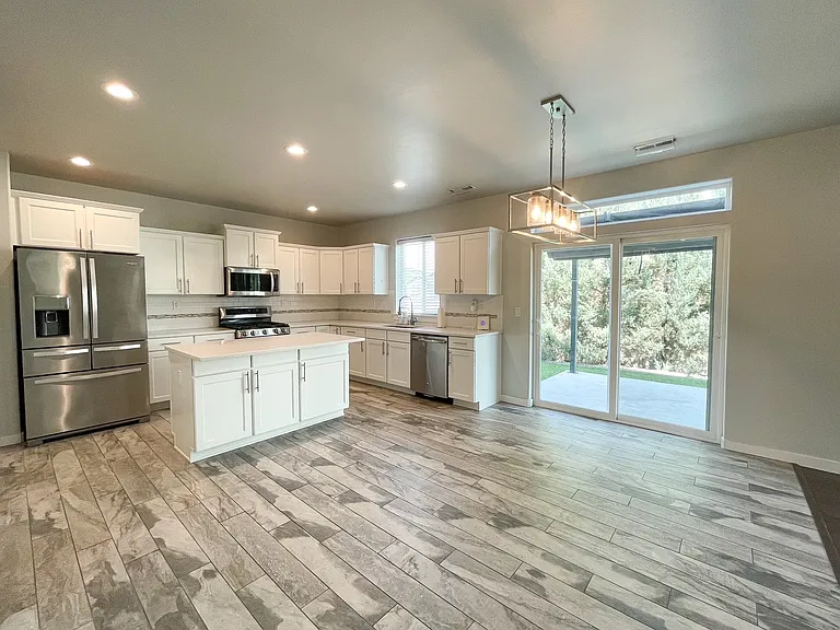 11473 W Baserri Dr — Photo 12