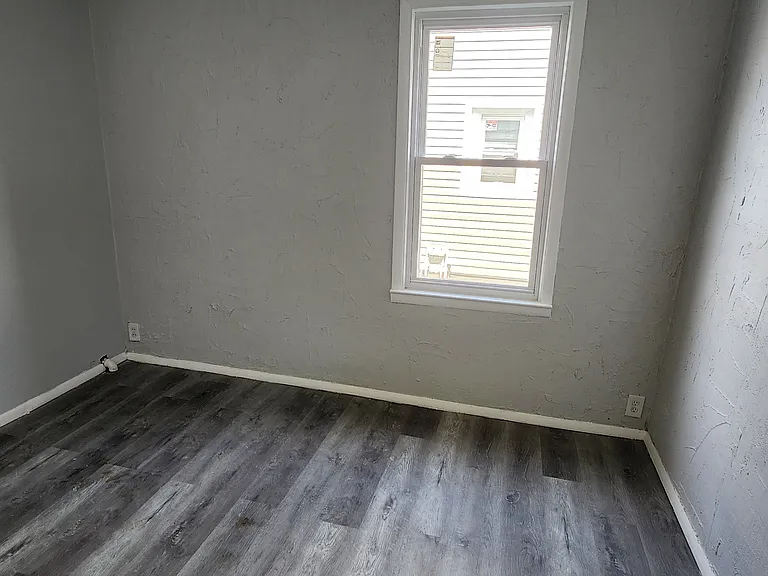 1760 Winfield St #1 — Photo 6