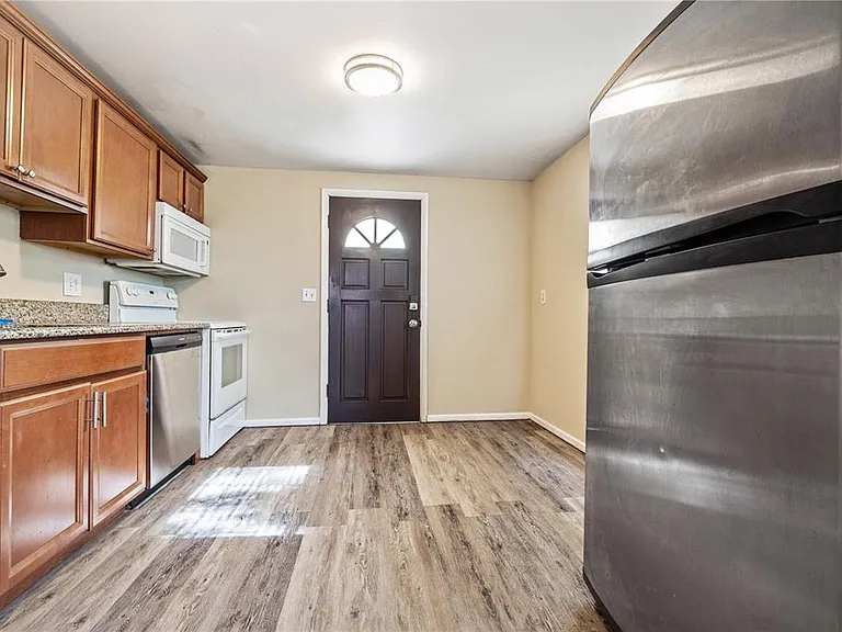 3631 W Anderson Ave — Photo 6
