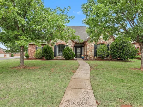 1901 Apache Trl, Edmond, OK 73003