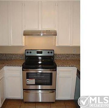 4th image of 856 Tamayo Dr APT 5