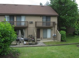 59 Vail Colony APT 5, Fox Lake, IL 60020