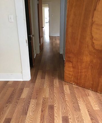 2nd image of 1026 E Drexel Ave #1028