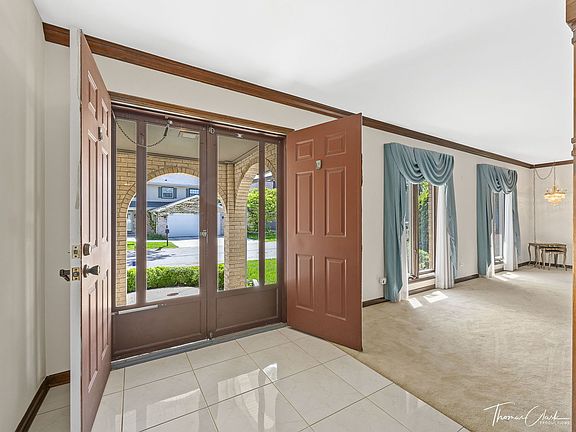 3rd image of 6106 Ivy Dr