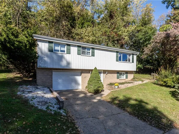 117 Chalet Dr, Pittsburgh, PA 15221