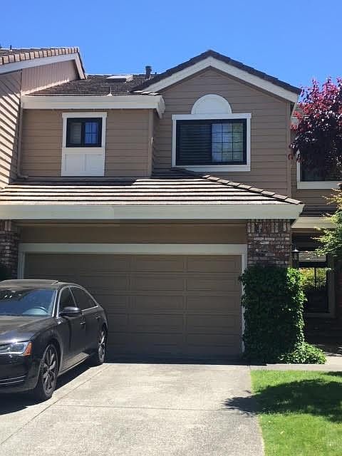 1st image of 202 Kingswood Ct