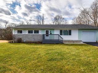 2011 Laural St, Stroudsburg, PA 18360