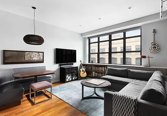 2nd image of 80 Metropolitan Ave APT 5P