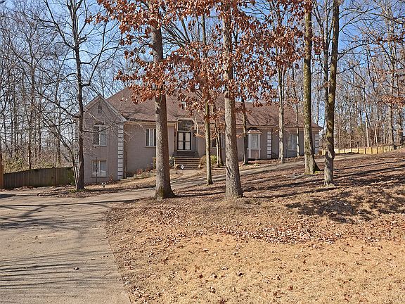 Cove lot on 1.2 acres w/pool