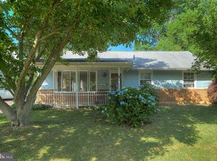 3647 Cedarcrest Rd, Bensalem, PA 19020