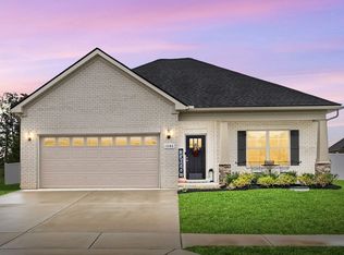 1086 Amber Hills Dr, Ashland City, TN 37015