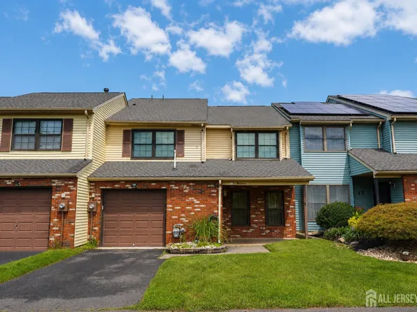 19 Rush Ct, East Brunswick, NJ 08816