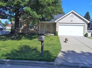 1234 Running Waters Dr, Saint Charles, MO