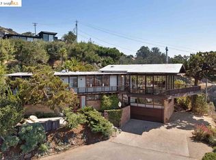 511 Dwight Pl, Oakland, CA 94704