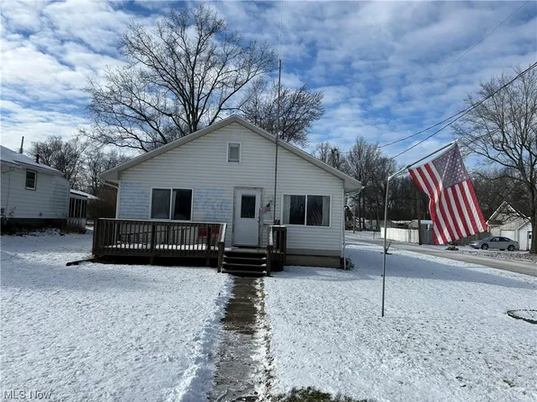 1174 N Rockhill Ave, Alliance, OH 44601
