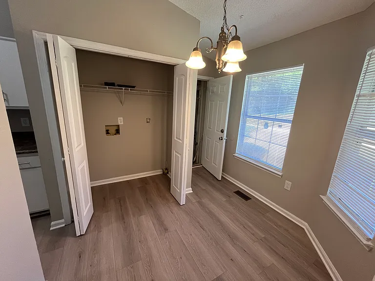3460 Wilmington Dr — Photo 4