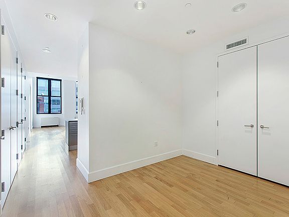 4th image of 421 W 54th St APT 3A