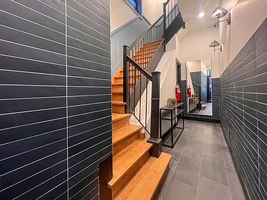 Rented by Dallien Realty Limited Liability Company | media 18