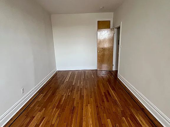 5th image of 1011 Nameoke St APT 4C