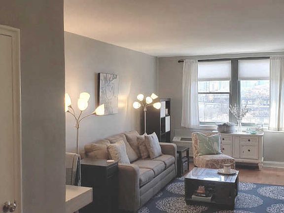 4th image of 2601 Pennsylvania Ave APT 724