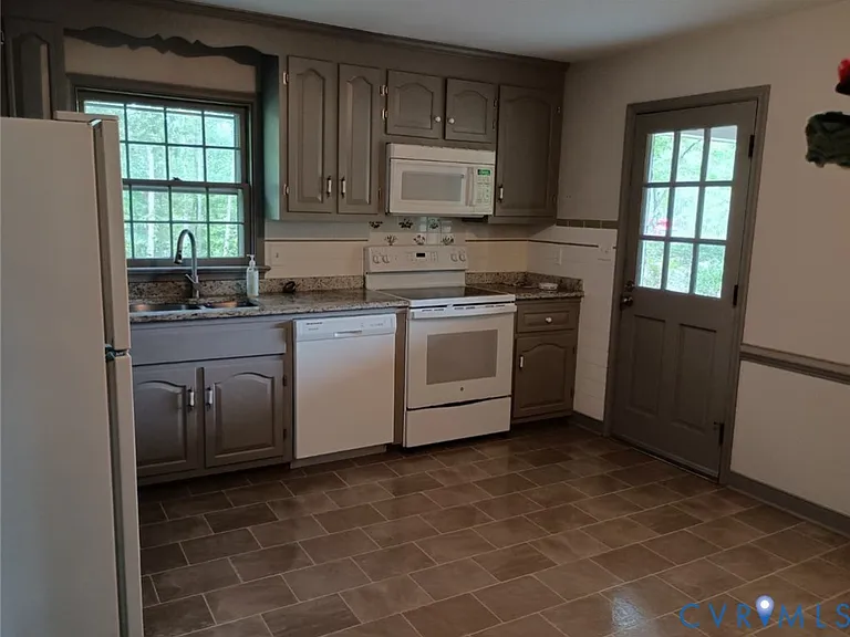4749 Richmond Tappahannock Hwy — Photo 3