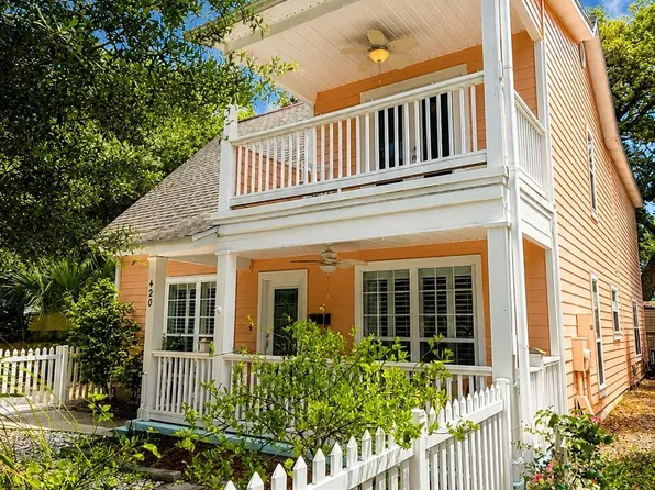 420 S 4th St, Fernandina Beach, FL 32034