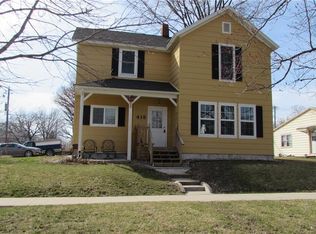 418 S 1st St, Knoxville, IA 50138