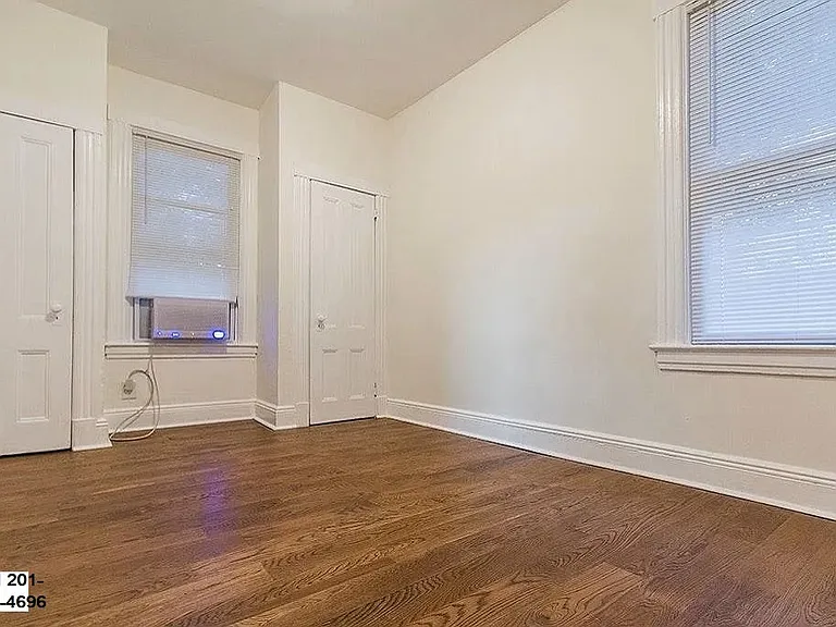 466 Mercer St #1 — Photo 7