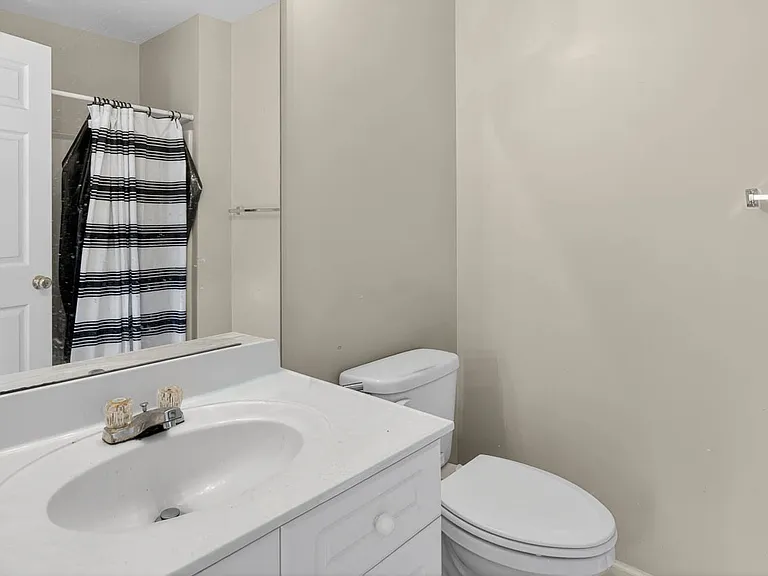 929 Morreene Rd #B36 — Photo 14