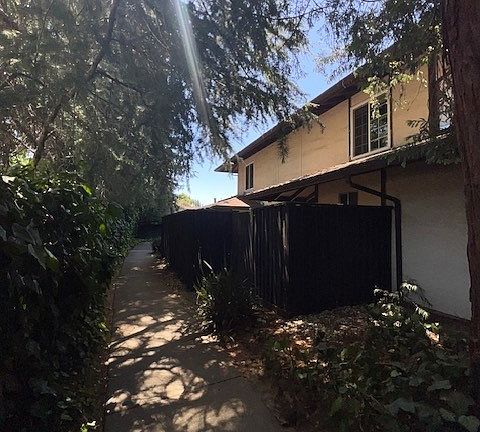 4th image of 3464 Willis Dr