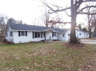 2470 Helen St, Farwell, MI 48622