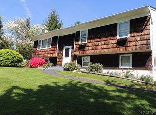 76 Vineland Rd, Mahopac, NY 10541