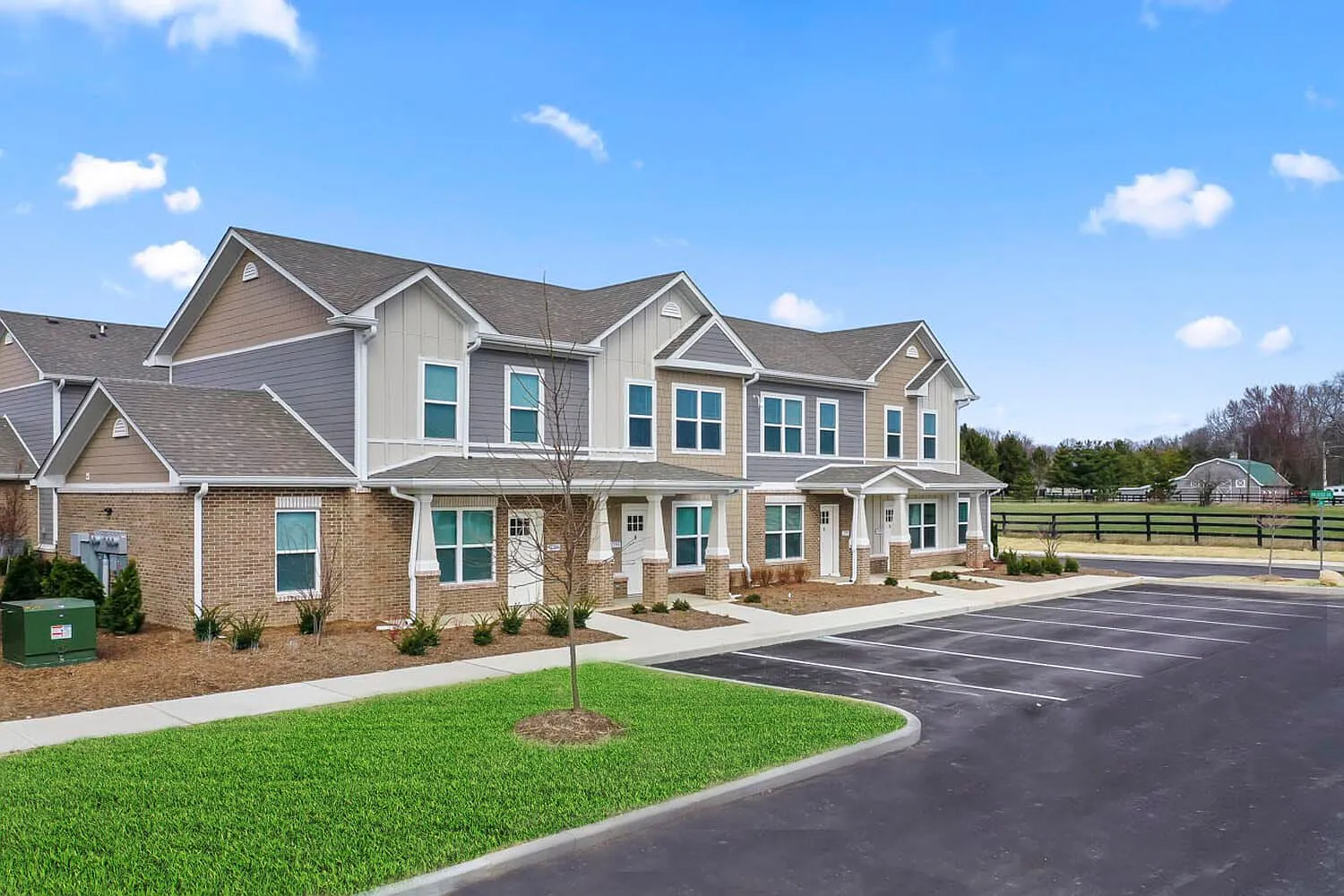 Pebble Village Townhomes — Photo 4