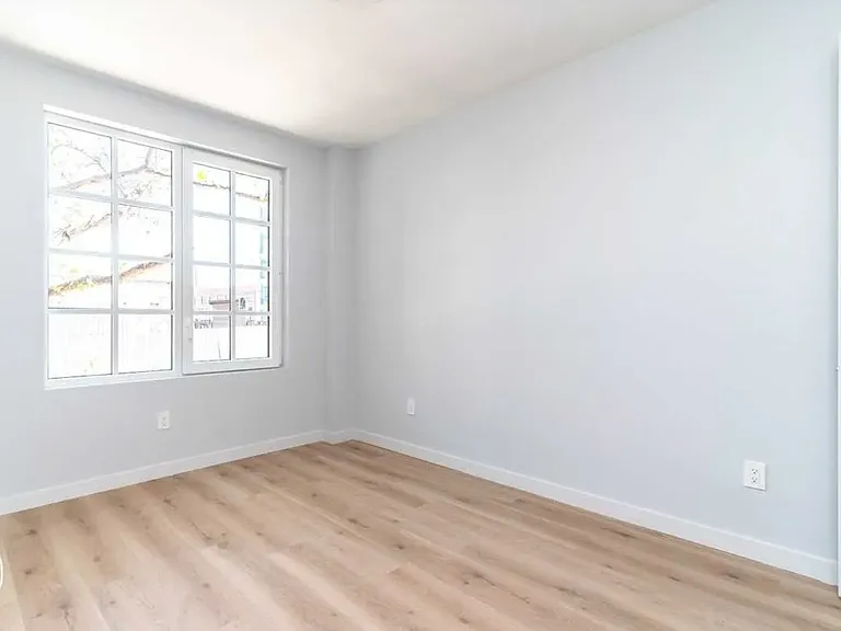 245 Front St #2 — Photo 5