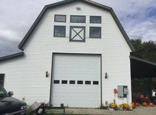12840 Borah Ridge Rd, Prairie Du Chien, WI 53821