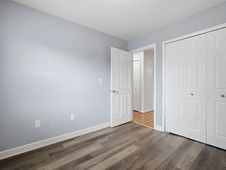 398 Harry S Truman Dr — Photo 16