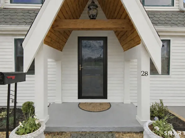 28 Silvermine Avenue, Norwalk, CT 06850