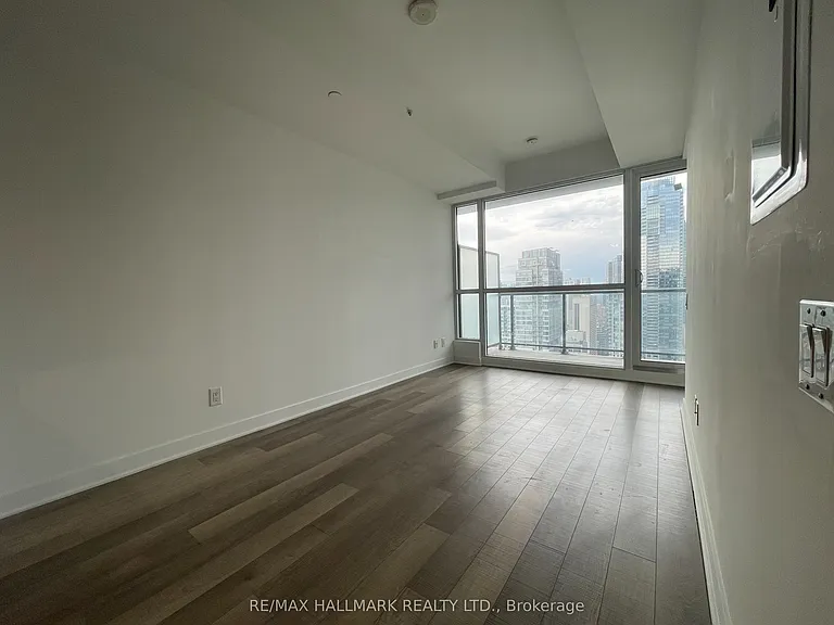 290 Adelaide St W #3509 — Photo 21