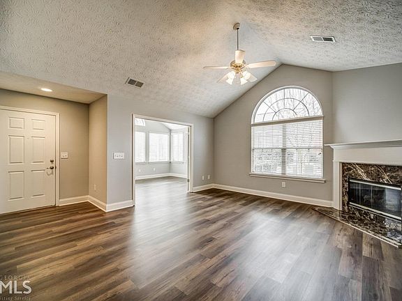 2nd image of 3343 Timbersedge Dr #15