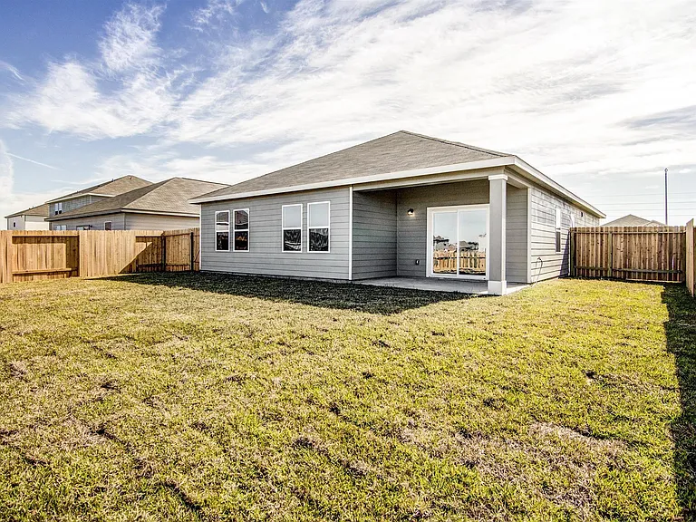 5002 Highland Springs Dr — Photo 25