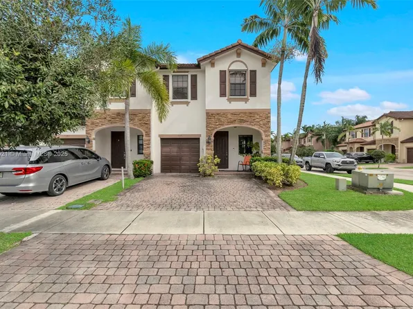 339 NE 37th Ter, Homestead, FL 33033