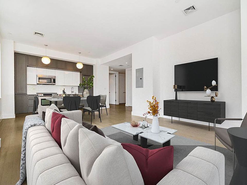 1st image of 416 W 52nd St #619